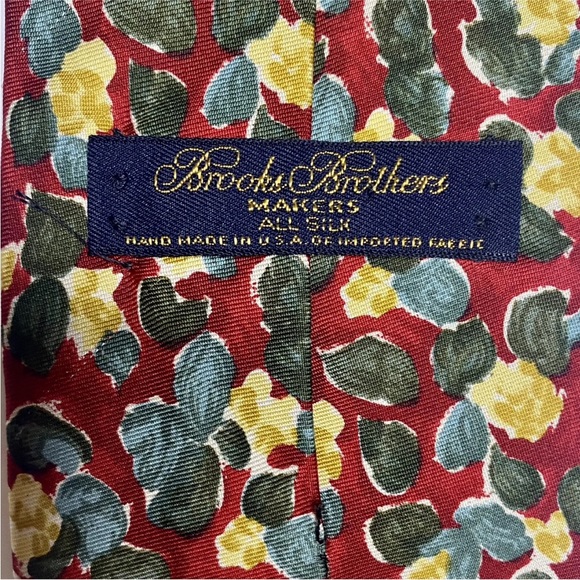NWOT Brooks Brothers Makers Modern Red Floral All Silk Tie, Classic 3.5 x 60 - Picture 5 of 6